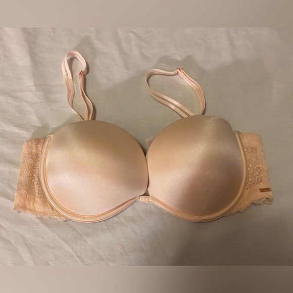PINK Victoria's Secret Other - Victoria Secret woman’s bra size 36C Flawkess